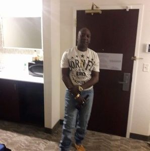 Meet your Posher, Aaron